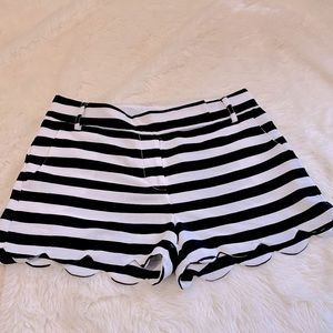 Stripped Shorts